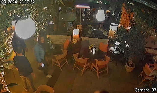 Eylem Tok'un kazadan önce oğluyla kafede buluştuğu anlar kamerada
