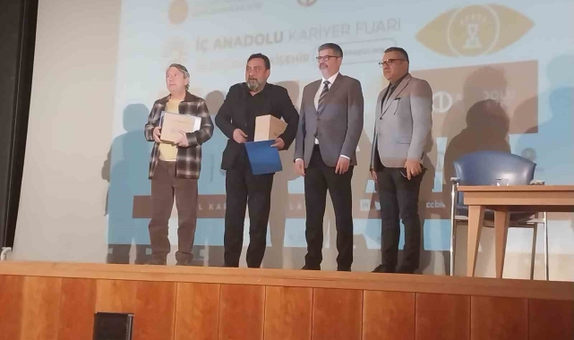 İKAF'24 kapsamında "Tarihi Film Yönetmenliği ve Senaristliği Üzerine Söyleşi" etkinliği gerçekleştirildi