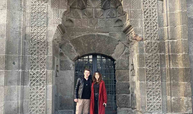 Kara Ağaç Destanı dizi oyuncularından Selçuklu Uygarlığı Müzesine ziyaret