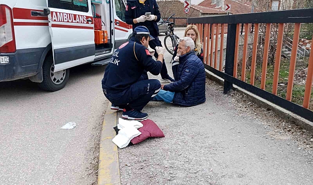 Kazada yaralanan alkollü engelli sürücü sağlık personellerine zorluk çıkarttı