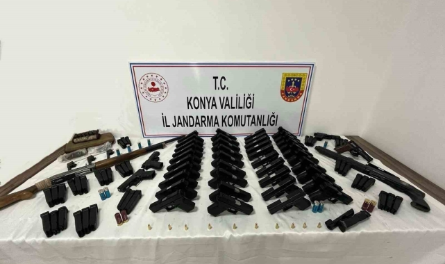 Konya'da jandarmadan silah kaçakçılarına operasyon