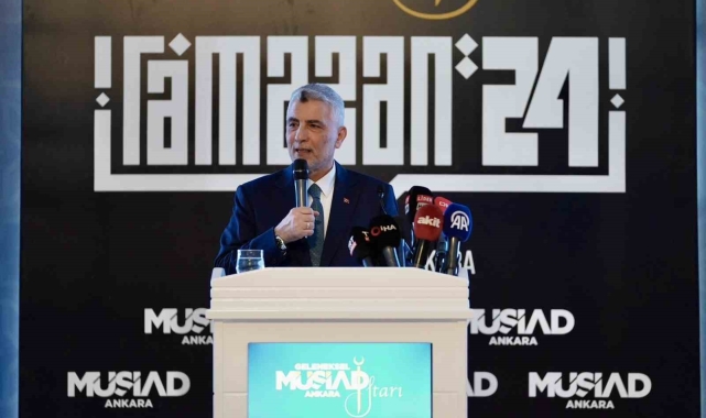 Ticaret Bakanı Bolat: "Cari işlemler açığımızın 32 milyar dolar civarına düştüğünü göreceğiz"