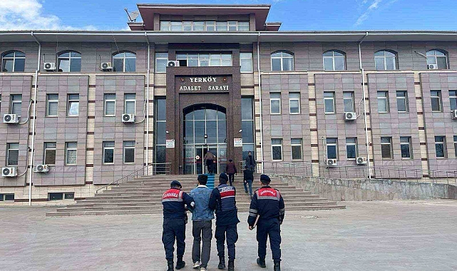 Yozgat'ta aranması olan 12 şahıs yakalandı