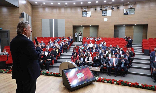 Başkan Palancıoğlu muhtarlarla buluştu