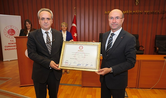 Başkan Pekyatırmacı mazbatasını aldı