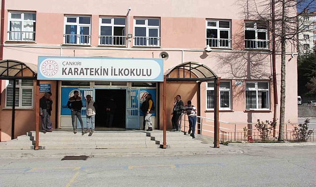 'Fırtına' uyarısının verildiği Çankırı'da okullar tatil edildi