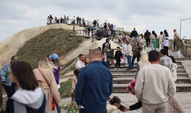 Kapadokya'da dönüş yolunda trafik çilesi başladı