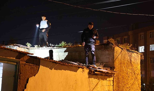 Konya'da hareketli dakikalar: Husumetlilerini yaralayıp polise ateş açıp kaçtılar
