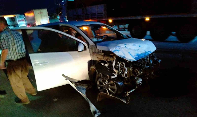 Konya'da otomobil ile kamyon çarpıştı: 4 yaralı