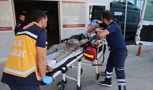 Konya'da Sokak ortasında birbirini bıçaklayan kişilerden 1'i öldü