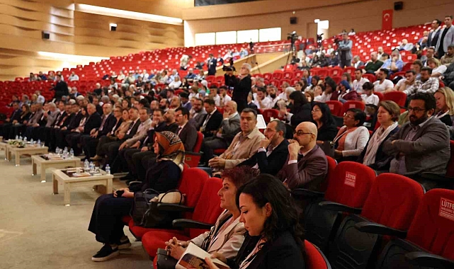 44. Uluslararası kazı, araştırma ve arkeometri sempozyumu başladı