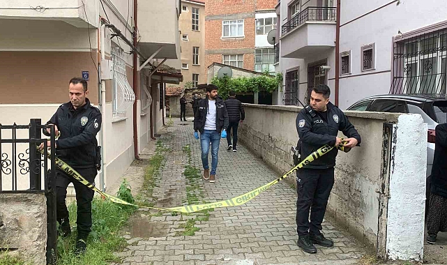 Karaman'da balkondan düşen Şerife Kaya Vefat Etti