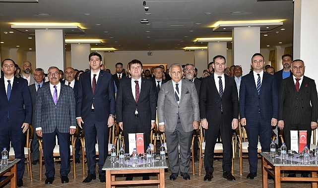 Karaman'da "Karaman Arkeolojisi" panel düzenlendi