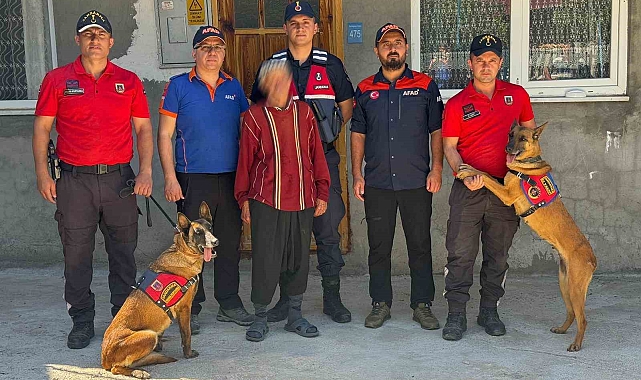 Karaman'da kaybolan yaşlı adamı iz takip köpekleri buldu