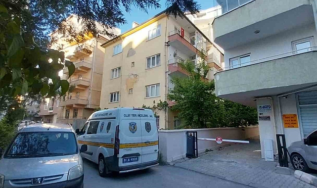 Kız arkadaşının eski sevgilisi tarafından bıçaklanan şahıs hayatını kaybetti