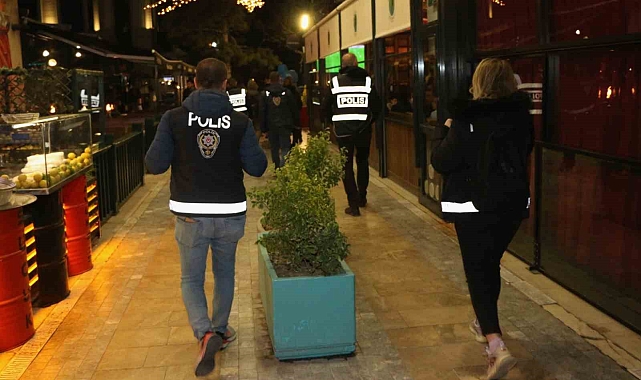 Polis ekipleri 6 bin 762 şüpheliyi sorgulayıp bin 93 aracı kontrol etti