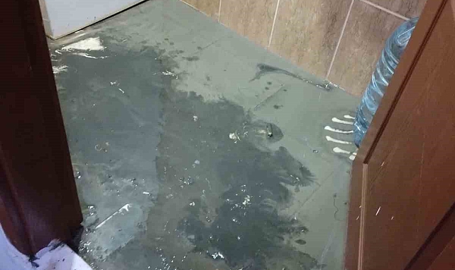 Selin vurduğu Sincan'da bir ev kullanılamaz duruma geldi
