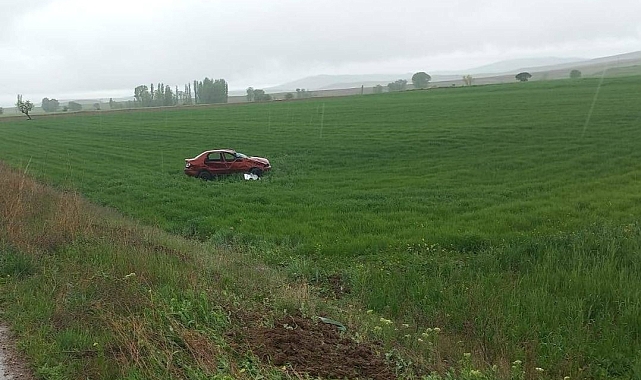 Sivas'ta trafik kazası, 1'i çocuk 2 ölü, 5 yaralı
