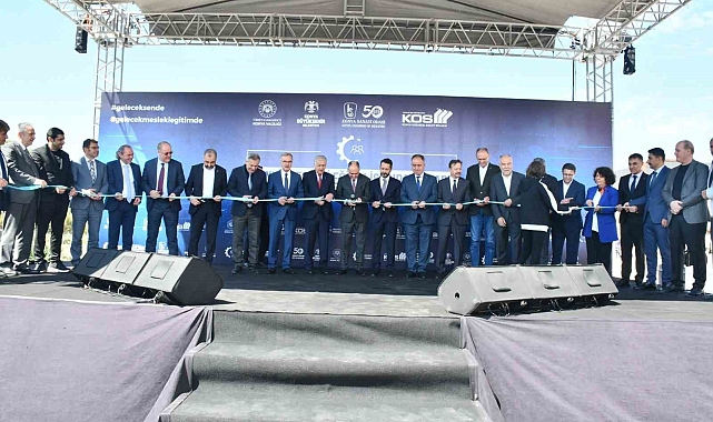 Türkiye'nin ilk Mesleki Eğitim Odaklı İstihdam Fuarı açıldı