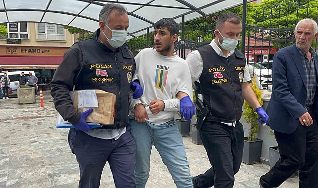 Üniversite öğrencisini bıçaklayan kurye tutuklandı