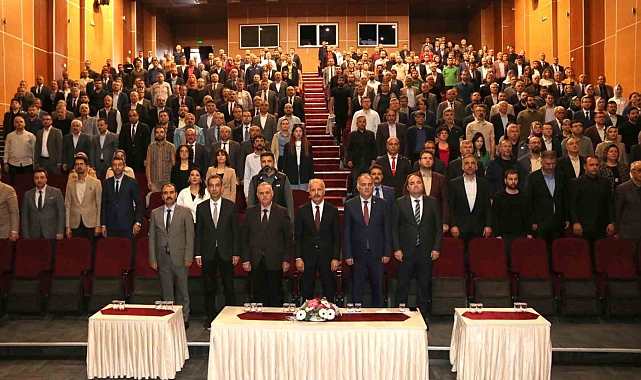 Yeni müfredat oluşturulurken öğretmenlerin görüş ve önerileri dinlenecek