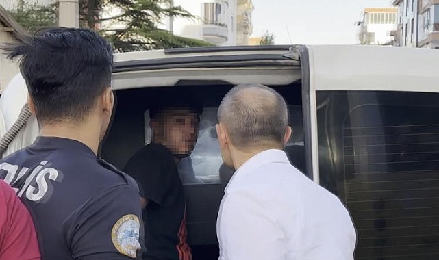 Aksaray'da ehliyetsiz sürücü polis kovalamacası sonucu yakalandı