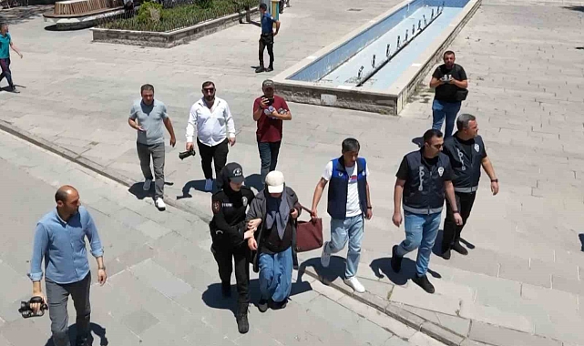 Aksaray'da zabıta ve polisten dilenci operasyonu