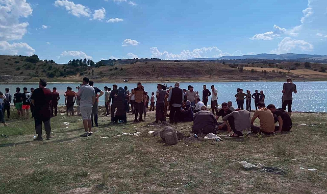 Ankara'nın Kızılcahamam Serinlemek için baraja giren 3 kişi boğularak can verdi