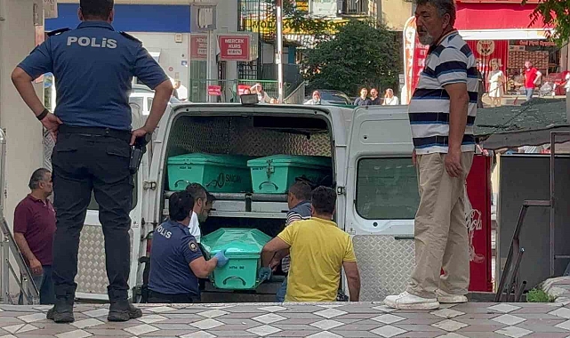 Boşanma aşamasındaki kadın evinde ölü bulundu
