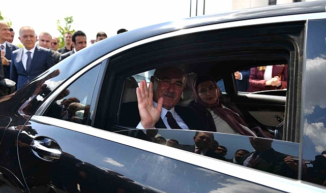 Eski Yargıtay Başkanı Akarca için veda töreni düzenlendi
