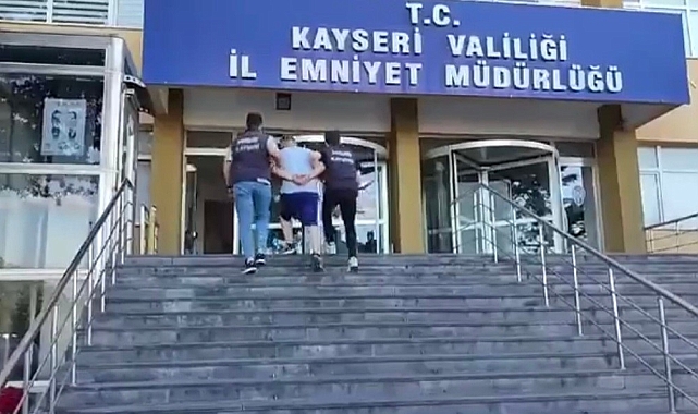 Narkotik adım adım takip etti, uyuşturucu tacirlerini yakaladı