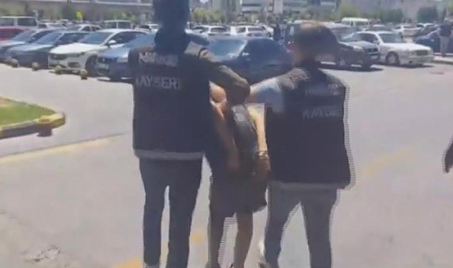 Otobüsle uyuşturucu sevkiyatı polise takıldı