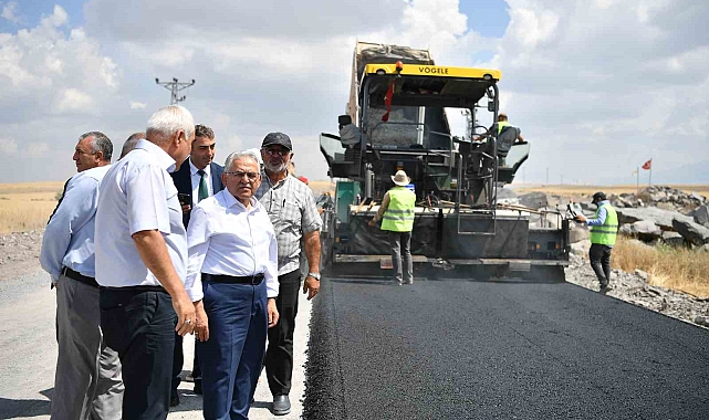 10 mahalleyi ilgilendiren 50 milyon TL'lik asfalt çalışması başladı