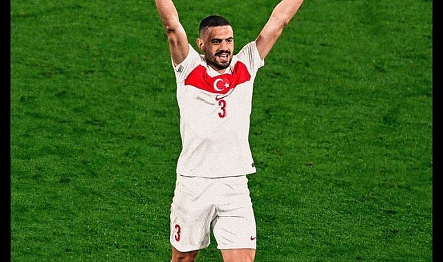 Bakan Bak'tan milli futbolcu Merih Demiral için destek paylaşımı