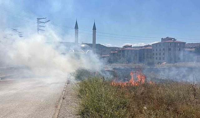 Boş arazide çıkan yangın kontrol altına alındı