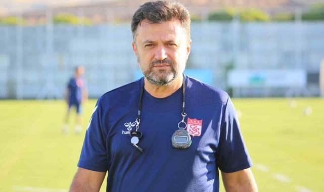 Bülent Uygun'dan Manaj açıklaması: "Türkiye'deki kulüplerden ilgi var"