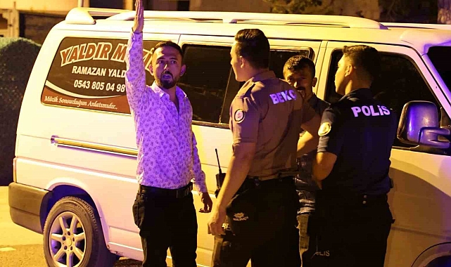 Direksiyon başında alkollü yakalanan müzisyen: "Zaten meşhurum çek"