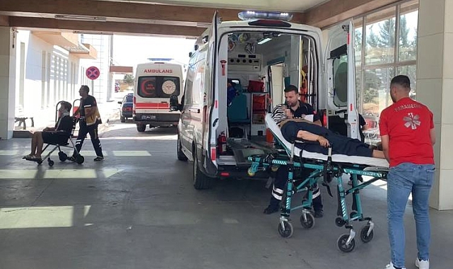 Karaman'da otomobil yoldan çıktı: 4 yaralı
