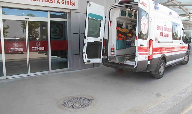 Konya'da bıçaklanan genç ağır yaralandı