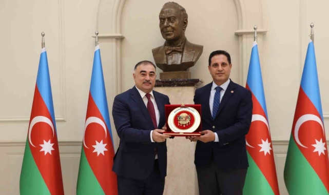 Osmanlı Ocakları Başkanı Kadir Canpolat, Azerbaycan Büyükelçisini ziyaret etti