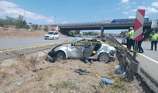 Otomobil takla attı, aynı aileden 1 kişi öldü, 3 kişi yaralı