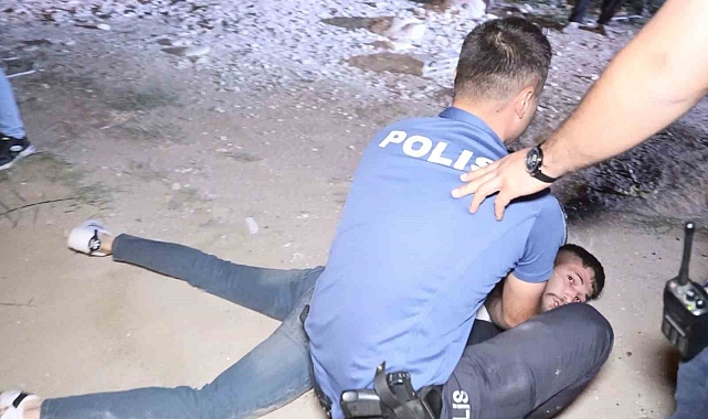 Polisten kaçan ehliyetsiz ve alkollü sürücüden gazeteciye: "Alkollü araç kullanmaktan haber mi olur?"