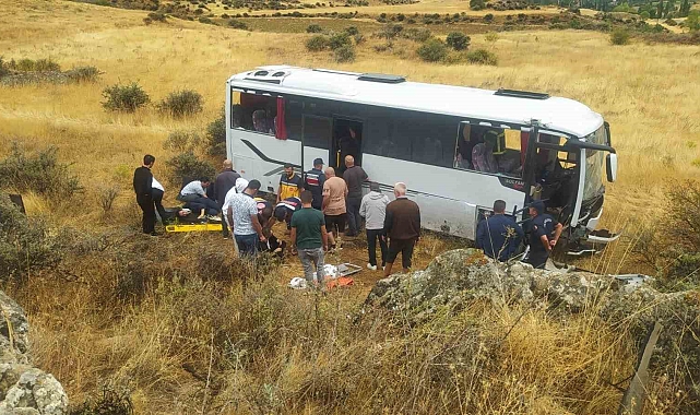 Sivas'ta midibüs kazası: Çok sayıda yaralı