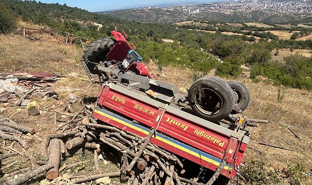Traktör bahçeye girdi, 4 kişi yaralı