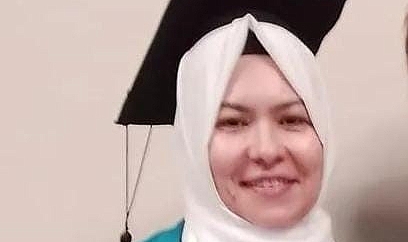 30 yıl hayalini kurduğu ve birincilikle bitirdiği üniversite önündeki kazada hayatını kaybetti