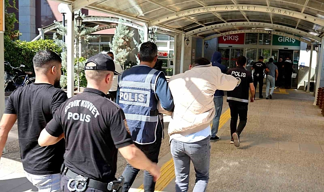 Aksaray'da kapora dolandırıcıları operasyonla yakalandı