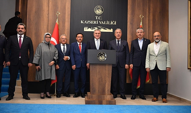 Bakan Aşkın Bak'tan Kayseri Valiliği'ne ziyaret