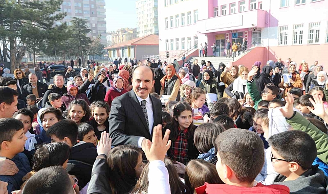 Başkan Altay: "Eğitim desteğimize başvurular başladı"