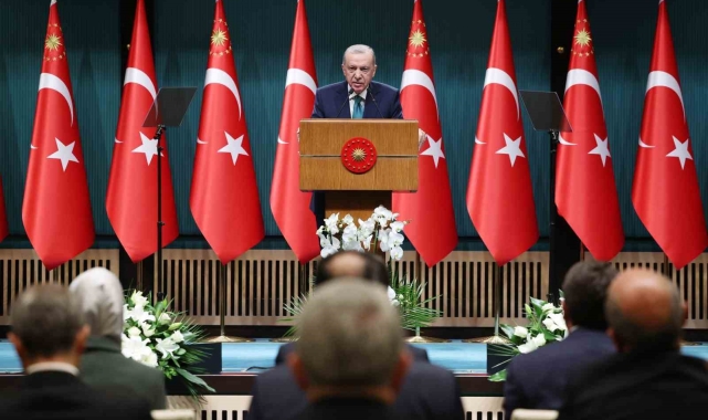 Cumhurbaşkanı Erdoğan: "Uluslararası toplum, İsrail'in tüm bölgeyi ateşe atan bu haydutluğuna daha fazla sessiz kalamaz"