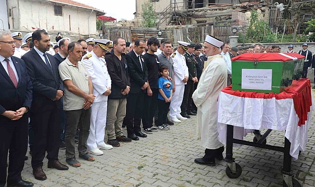 Hayatını kaybeden uzman çavuş son yolculuğuna uğurlandı